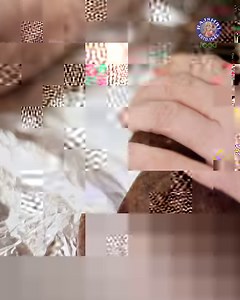 Dive into the goodness of these scrumptious Khajoor Rolls, made with black dates, and poppy seeds along with the goodness of almonds, cashews and pistachios. 😍🤤 Recipe by Chef Ruchi Bharani (@chefruchibharani) Ingredients: 1 tsp Ghee ½ cup Almonds (chopped) ½ cup Cashew Nuts (chopped) ½ cup Pistachios (chopped) 2 tbsp Poppy Seeds ½ tsp Cardamom Powder 1 tbsp Ghee 500 gms Black Dates (deseeded & chopped) Ghee (for greasing) Poppy Seeds (roasted) #RajshriFood #AnybodyCanCookWithRajshriFood #Indi