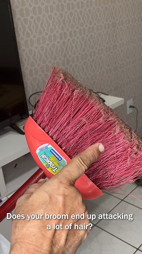 Just put the bag on the broom and you'll never have this problem again. | Recipes Of Poor