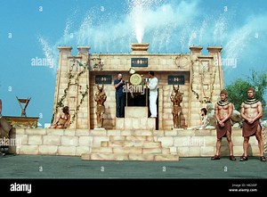 THE ROCK & ARNOLD VOSLOO AT THE MUMMY RETURNS VIDEO LAUNCH SANTA MONICA LA USA 03 October 2001 Stock Photo - Alamy