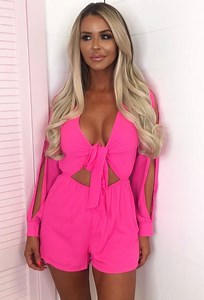 BARBIE RANG, SHE WANTS HER PLAYSUIT BACK! ✨✨ Who needs this in their wardrobe?! 🙋 Shop here >> http://bit.ly/2Jkk10V | Pink Boutique