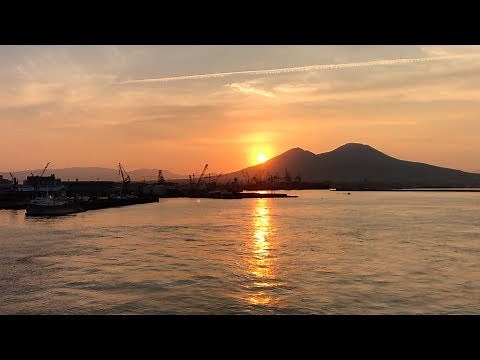 From a Vesuvius Sunrise to the Bella Chaos of Naples