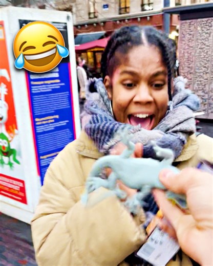 6K views · 67 reactions | Fake Lizard Prank On Girls 年藍 | Who Cares? | Facebook