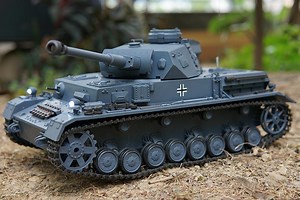 Heng Long German Panzer IV (F2 Type) Professional Edition 1/16 Scale Medium Tank - RTR [HLG3859-002] Motion RC