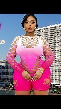 Introducing Ronke: Stunning Plus Size Model