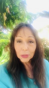 ...and now a word from the beautiful Ms Yvonne Elliman!! Hello Arizona... Tucson, platinum VIP tickets remain to sit next to either myself or Yvonne and Mesa, platinum VIPs for Yvonne still remain! Get your tickets today!! Please see our new ticket grid system for availability: https://tedneeley.com/screening-tour/ | Ted Neeley