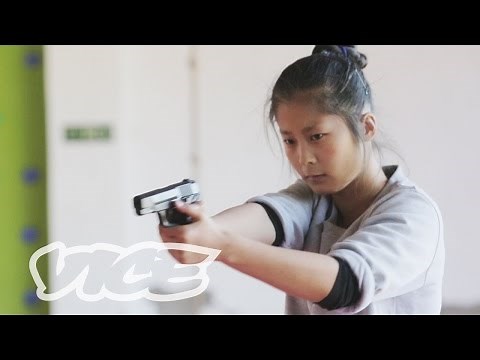 China's Elite Female Bodyguards