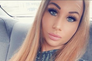 Politie valt met zwaar geweld woning van Samantha de Jong (Barbie) binnen