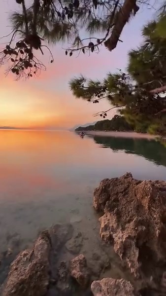 13K views · 1.9K reactions | Beautiful #Brela #Soline #Maestral #Marina #bonaca #beach #sunset these #February2024 days ❤️ #mediterraneanlifestyle #mediterraneanlife #mediterranean #mediterraneanstyle #brelative #Croatia #Kroatien #BrelaCroatia #VisitBrela  @vice.rudan.photography @makarska.riviera.beaches @brela_croatia | Brela Croatia | Facebook