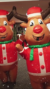 🎄✨ Christmas At The Bridge is in full swing, and we kicked things off with so much fun! ✨🎄 Junction Coffee was here keeping us caffeinated ☕️, the color wall brought all the festive photo ops 📸, and this is just the beginning! We’ve got something special planned every Sunday in December, and we’d love for you to join us. Check out our pinned post for all the details and don’t miss out on the Christmas fun! | The Bridge / Mustang