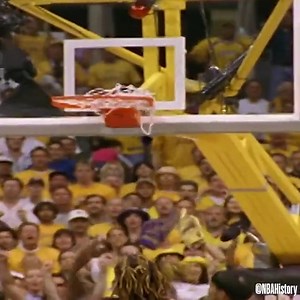 On this date in 2000, Kobe and Shaq alley-oop to close out WCF Game 7. 🔥 (🎥 @nbahistory) | Los Angeles Lakers on CBS Sports