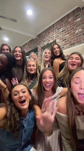 Celebrating Friendsgiving with Gratitude and Good Food