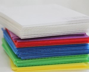 [Hot Item] PP Hollow Sheet Making Machine PP Corrugated Plastic Sheet Making Machine