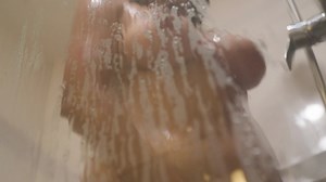 Ngeliatin Cewe Toge mandi aja bikin Deg - Deg an