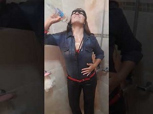 White wine + pretty clothes + shower = perfect combination!