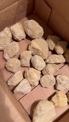 25K views · 223 reactions | Break Your Own Geodes #geodes #crystals #asmr | Dream Team’s World | Facebook