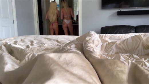 FamilyTherapy - Step Sisters Share - Riley Star