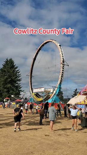 Cowlitz County Fair. #cowlitzcounty #countyfair #rides #rollercoaster #kelsowashington #longviewwa | Marisol Porley Shay