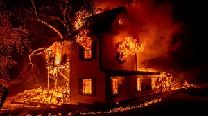 High winds, Red Flag conditions heighten threat from Dixie Fire | Evacuations, road closures, updates