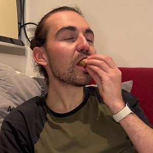 🔥Trouvez vos plats préférés sur Uber Eats et faites-vous livrer. Commandez. 😎 | Uber Eats