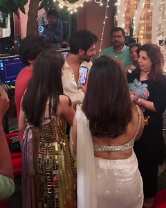 14K views · 312 reactions | Throwback to when Kartik Aaryan, Ananya Panday, and Bhumi Pednekar finally wrapped the shoot for Pati, Patni Aur Woh! | PinkVilla | Facebook