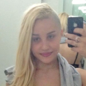 Amanda Bynes Survives Nose Job Surgery, Says She'll Share the Video