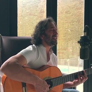 5.5K views · 399 reactions | Ben de buralardan giderim, eğer sen yoksan... https://youtu.be/-lbAOmoRfrg | Fettah Can | Facebook