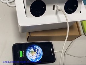 [Hot Item] Pop-up Desktop Wireless Charger Socket