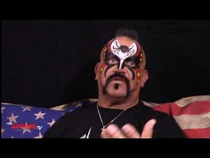 Road Warrior Animal on Sunny