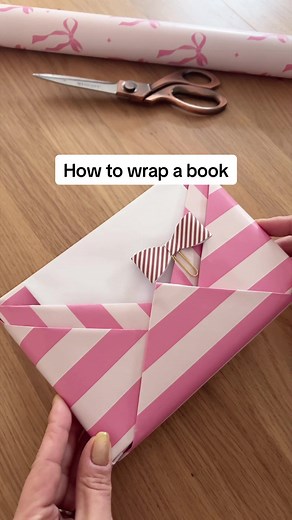 Still the most requested wrap after all these years xx #giftwrapping #wrappinggifts