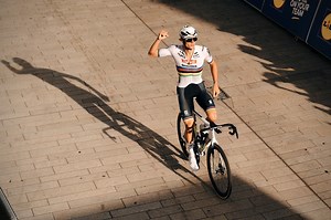 Giro del Lussemburgo 2024, Mathieu Van Der Poel tocca quota 50 vittorie: "Era da un po' che non alzavo le braccia al cielo, oggi mi sono divertito"