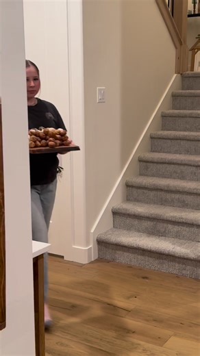 1.5K views · 23 reactions | Planning all my future parties like this! A charcuterie board party is such a fun and easy way to entertain. Do it for a family party, Super Bowl, girls night, or just because! Plan your next party now. And if you need tips on how to make a charcuterie board check out our post: https://easybudgetrecipes.com/christmas-charcuterie-board/#easybudgetrecipes #charcuterieboards #charcutterie #charcuterieboardparty | Easy Budget Recipes | Facebook