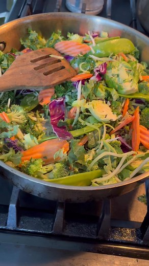 Quick picnic salad #reels2025 #2025shorts | Naila Chowdhery