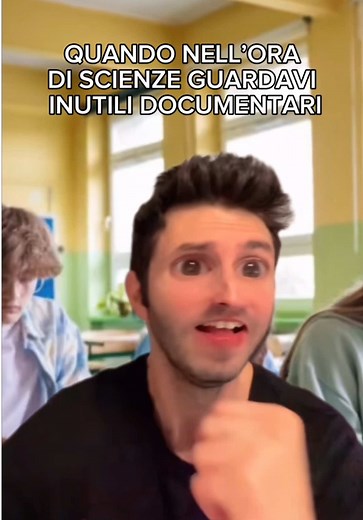 Documentario sulla scuola: Guardare per non studiare