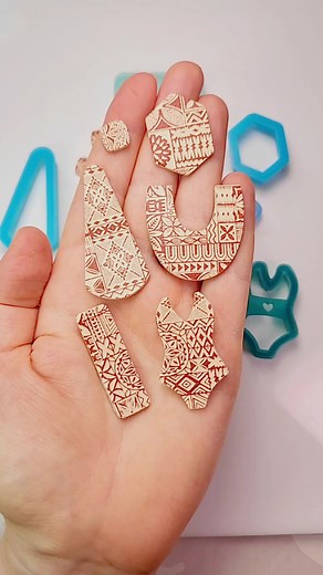 4.1K views · 92 reactions | We purchased this Polynesian kapa or tapa cloth pattern from an artist on Maui. I love it so much! It looks beautiful on literally every shape that I tried! This pattern is also available as a texture sheet. #tapacloth #hawaiianearrings #hawaiivibes | The Clay Impress | Facebook