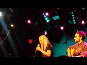 Amalee preforms Unravel (Tokyo Ghoul)