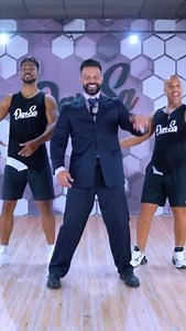 Funk do Silvio Santos (Funk do Aviãozinho) de @djwill22 @mcsilvioshow no canal oficial Dan-Sa! Dancers: @danielsaboya @brunoindioo @robson_nigeriano Coreografia: Bruno Indio #vemdansa #dansa #danielsaboya #video #youtube #coreografia | Cia. Daniel Saboya