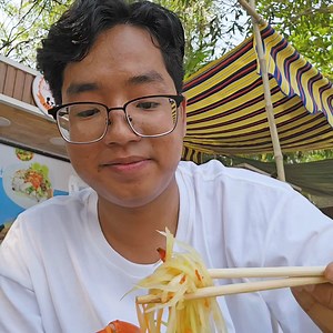Vlog ရိုက်တာ အရမ်းတွေကို အဆင်ပြေနေပါပြီ 😊 ကြိုးစားပါဦးမည် 😆 | Pyae , The Foodie