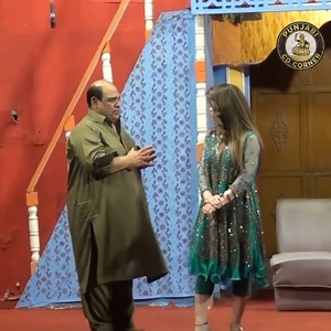 87K views · 3.1K reactions | Agha Majid and Silk Chaudhary Stage Drama Comedy Clip #comedy #entertainment #viralvideo #stagedramapakistan #aghamajid | Punjabi CD Corner | Facebook