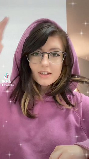 “I had no idea that I had an effect turned on lmaoo” #animalcrossing #animalcrossingmemes #tiktok #acnh #animalcrossingnewhorizons #gamingjokes #animalcrossingnewleaf #nintendoswitchgames | Splishbie