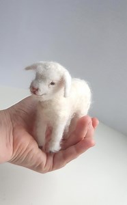 Needle Felted Lamb Miniature Lamb Doll Handmade Realistic Replica Lamb Lovers Felted Baby Lamb Easter Gift Lamb Little Sheep Art - Etsy