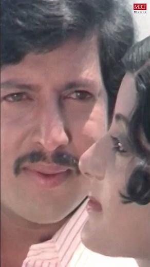 #HasiruHasiruBhoomi #OorigeUpakaari #vishnuvardhan #padmapriya #shorts #ytshorts #mrtmusic