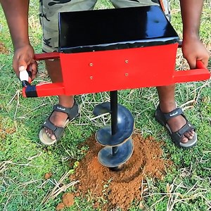 മണ്ണിൽ ആഴത്തിൽ കുഴിയെടുക്കുന്ന മെഷീൻ ഉണ്ടാക്കിയാലോ | M4tech