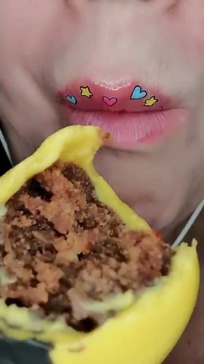 ASMR Satisfying 😎 Emoji Cake Pop 😋 #mukbang #cakepops #emoji