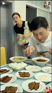 3.5K views · 75 reactions | He hid food behind his back… I was already there #Boomnow | JenJen Eating | Facebook