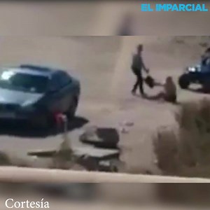 70K views · 1K reactions | Video difundido en redes sociales donde se observa como un hombre agrede fisicamente a una mujer en la presa Morelos en el Poblado Los Algodones. | LA CRONICA | Facebook