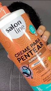 ¿Te gustaría tener unos rizos espectaculares? con nuestra crema de peinar Salón Line, tus rizos tendrán ese brillo y volumen que tanto necesitan, dejando esa definición implacable. Disfruta de un pelo saludable y sedoso #nevadabelleza #nevadainternacional #nevadapanama #nevadacapiilar #skala #rizos #cremaparapeinar | Nevada Salud & Belleza