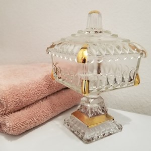 Vintage‎ Jeannette Square Glass Wedding Pedestal Trinket Dish Gold Trim Accents