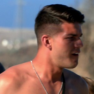 The Tablet of Terror can't let our singles have breakfast in peace before unleashing some drama - and Charlie's in the firing line 👀😬 Ex On The Beach UK: The One That Got Away continues Tuesdays at 10pm on MTV UK and Paramount ! 🤩 | MTV Ex On The Beach