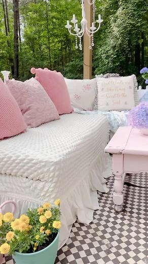 2.1K views · 102 reactions | Our cottage garden tea party #cottagecore #cottagestyle #shabbychic #shabbychicdecor #cottagegarden | CottageonWynn | Facebook