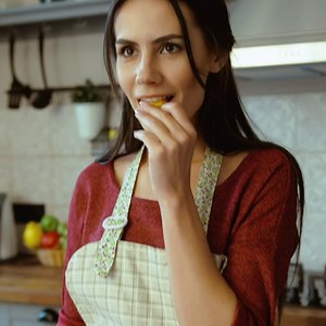 Farberware Designs Nonstick Frying Pans/Skillets, 9 Inch and 11.25 Inch, White Marble